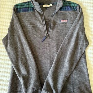 Vineyard Vines Gray Sweater with Plaid Accents - size L - excellent condition